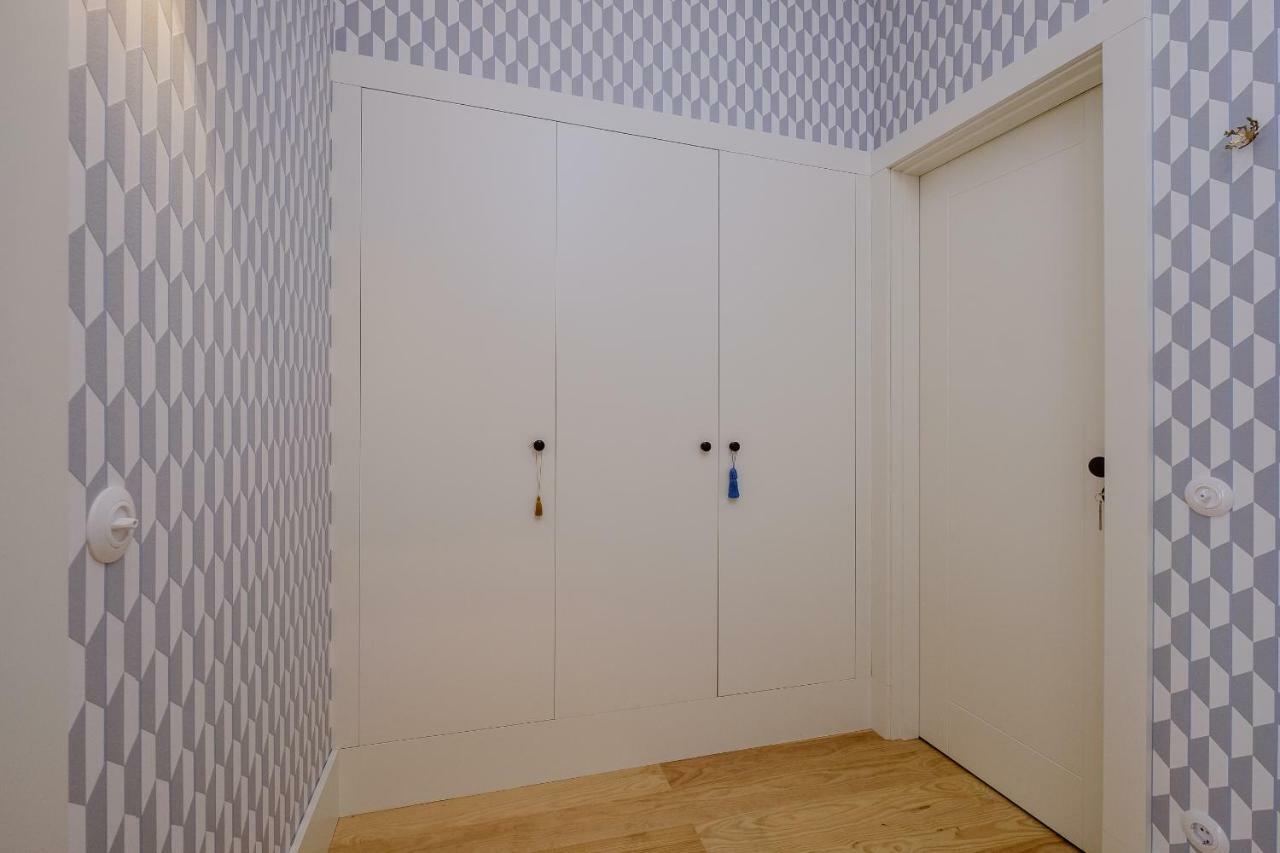 Boutique Rentals-Flores Plaza In City Historical Center Porto Kültér fotó